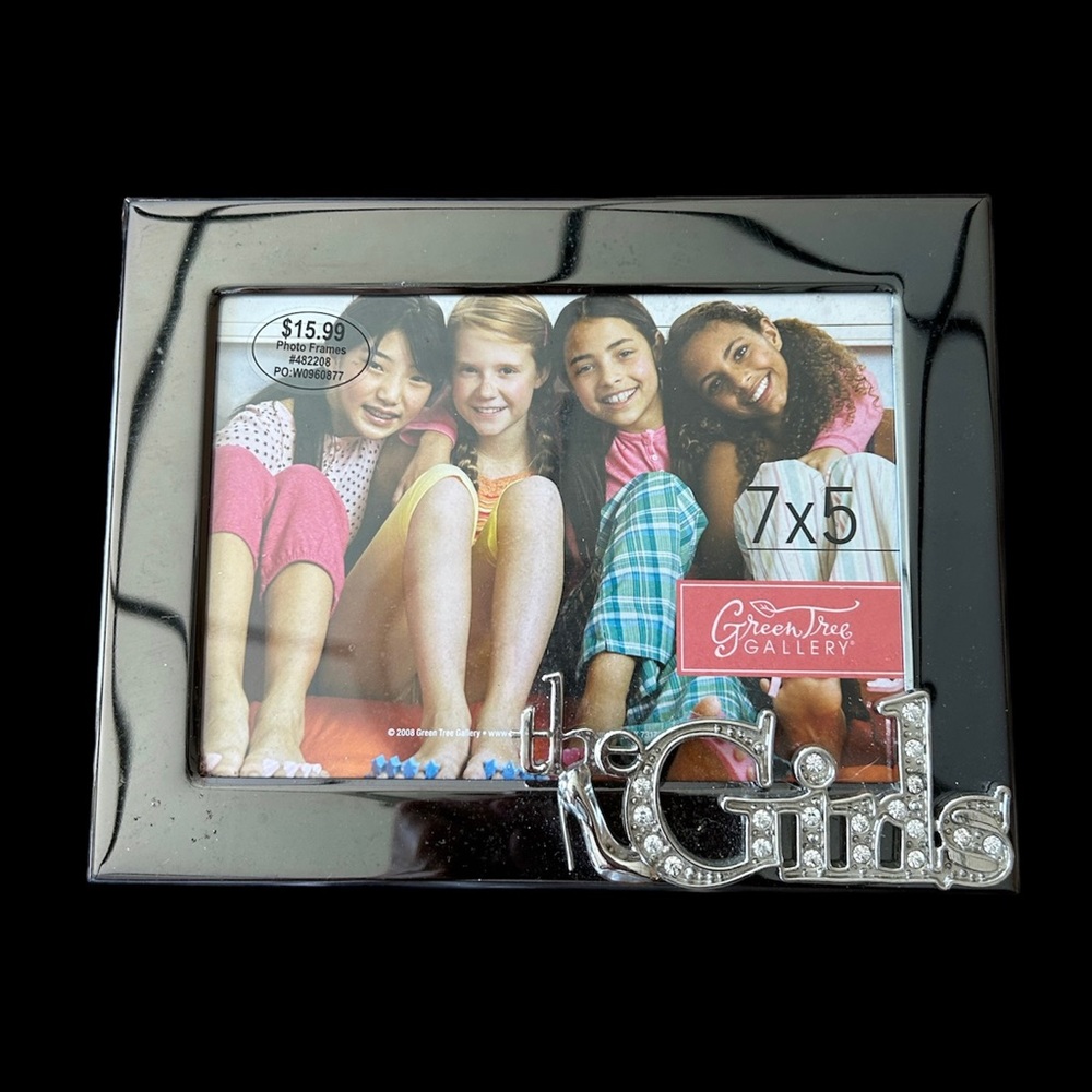 Green tree gallery frame